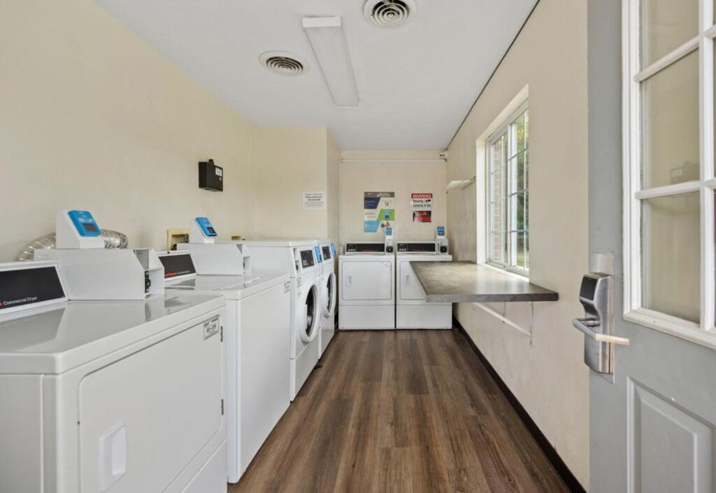 Affordable Suites Graham Extérieur photo